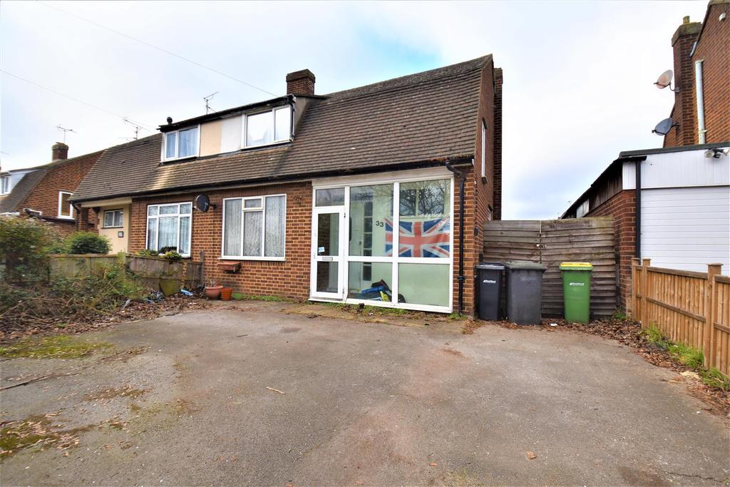 Ashingdon Road, Rochford 3 bed semidetached house £260,000