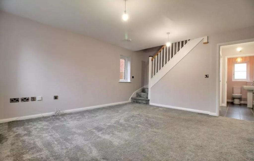Living room2.jpg
