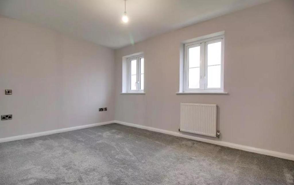 Bedroom 1 other.jpg
