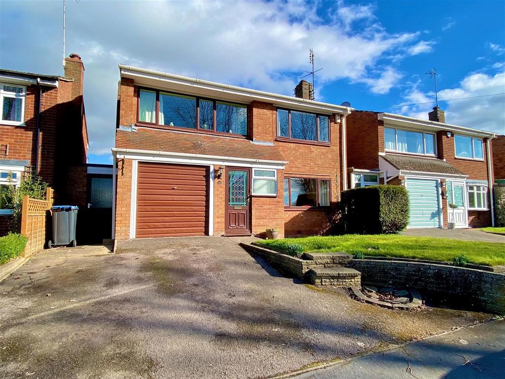 Gerard Road, Alcester 4 bed detached house £465,000