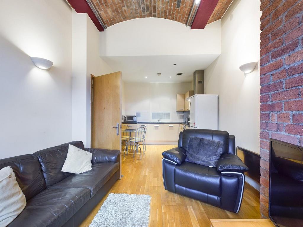 CAM01268 G0-PR0025-STILL006.jpg