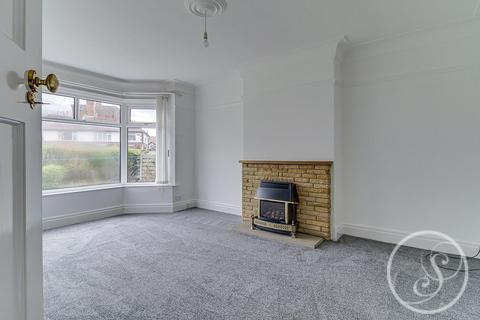 318 Harrogate Road, Leeds, LS17 6LY