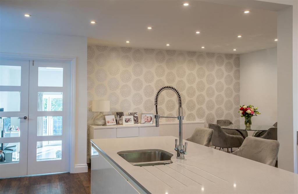Stunning Kitchen/Diner/Breakfast Room