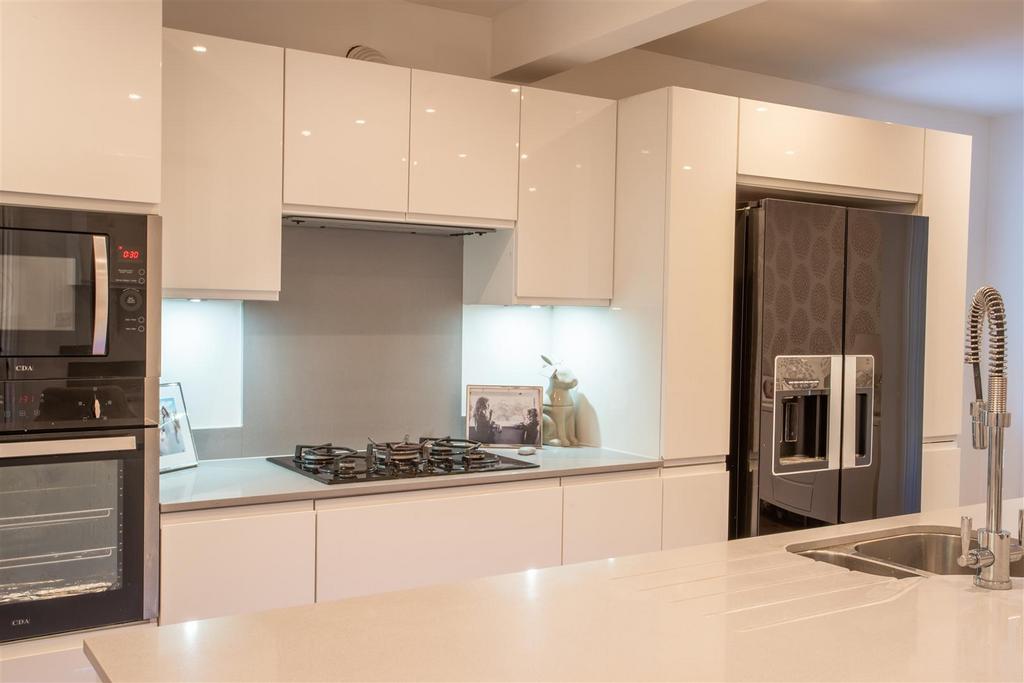 Stunning Kitchen/Diner/Breakfast Room