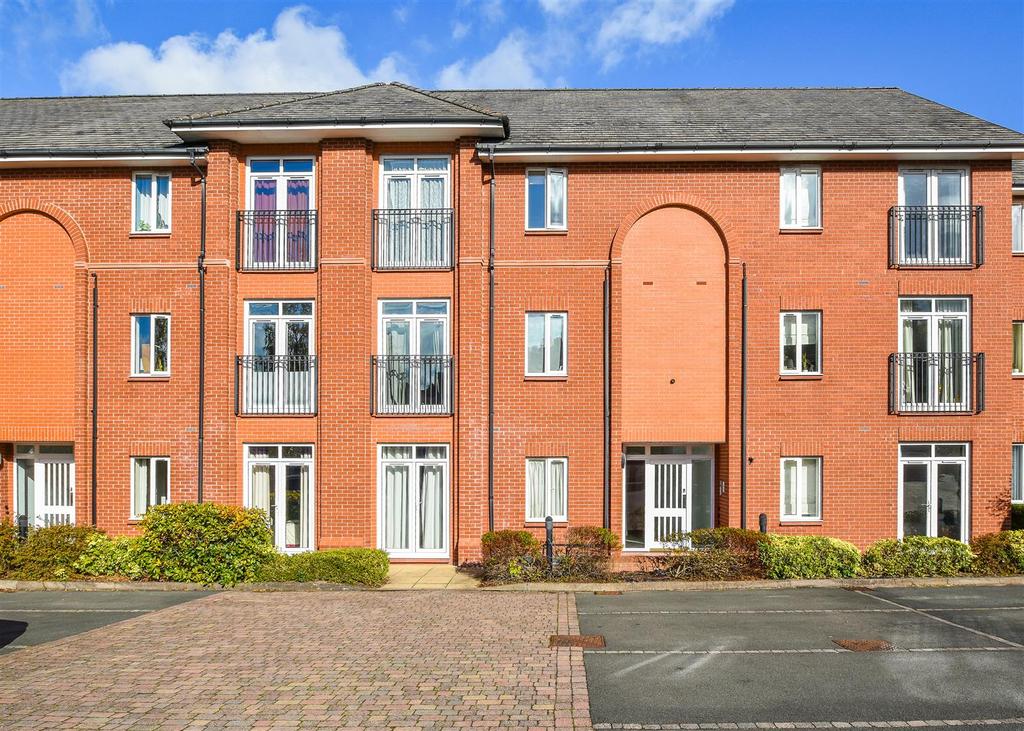 27 Stewponey Court, Stourton, Stourbridge 2 bed apartment for sale £