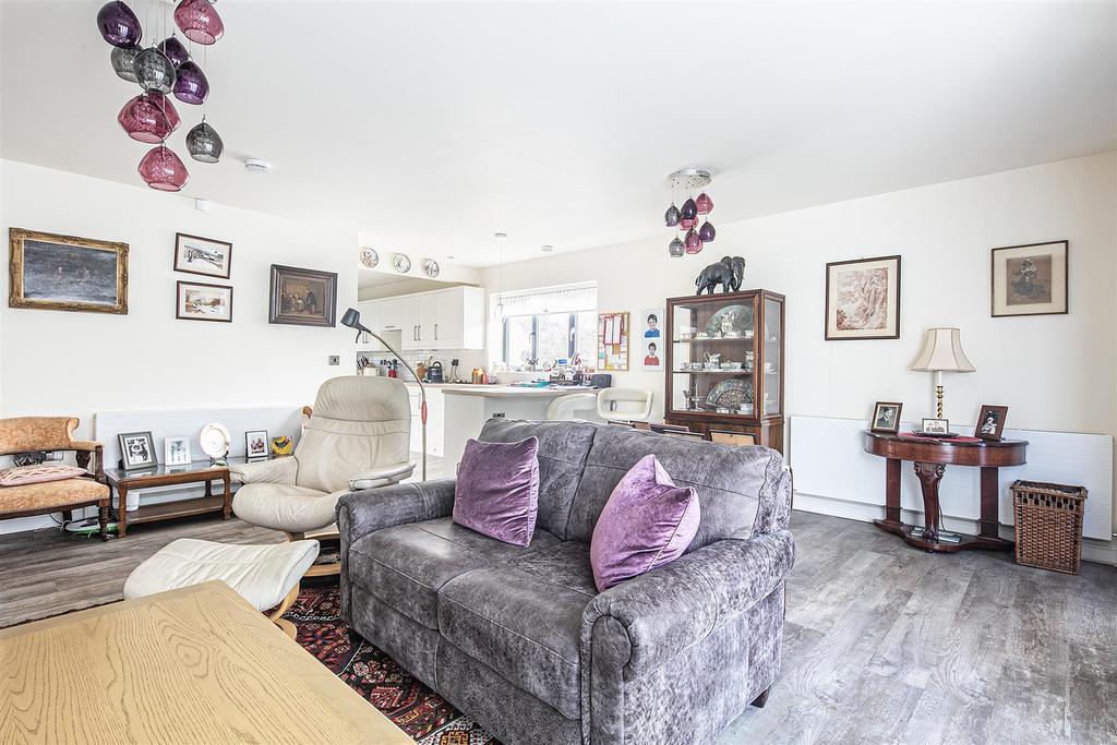 Alternate annexe living room 2