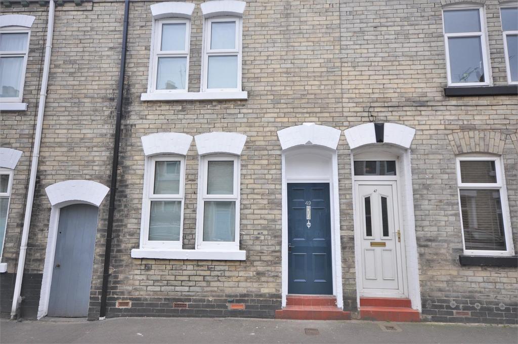 Moss Street, York 2 bed terraced house £1,000 pcm (£231 pw)