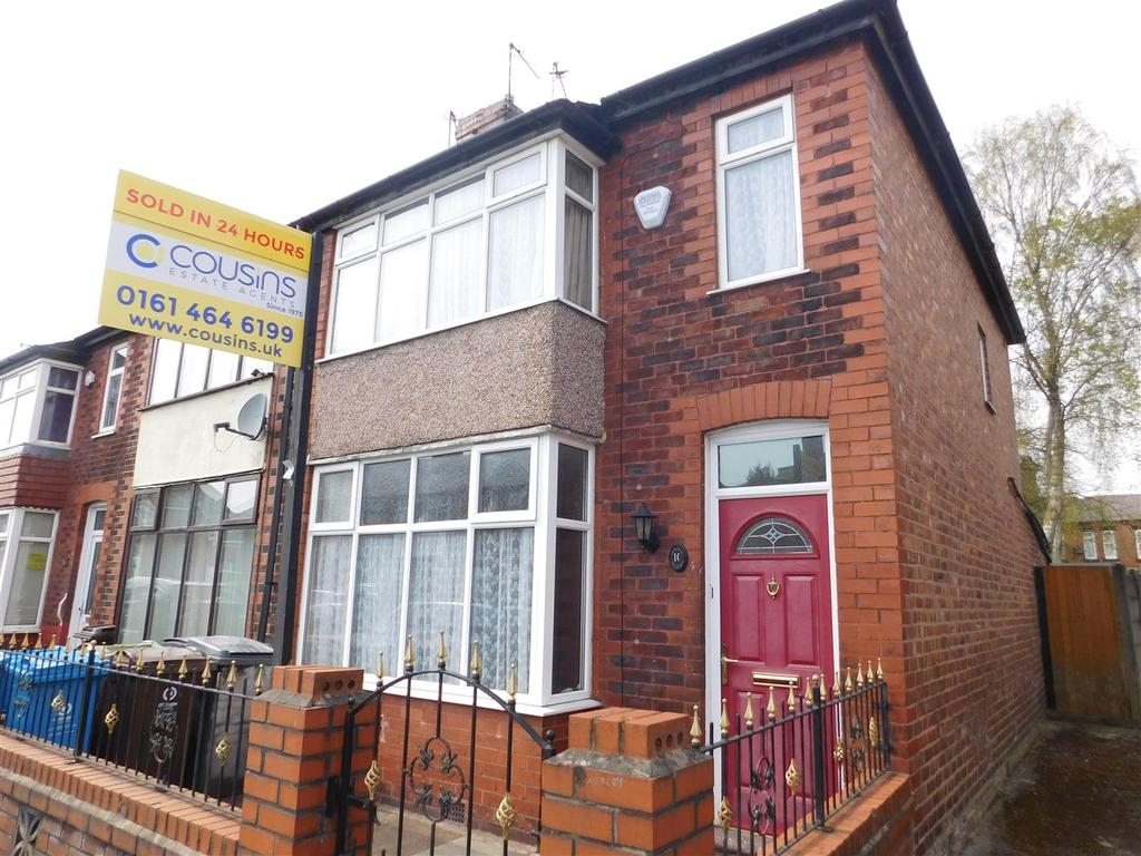 Valentine Street, Failsworth, Manchester 2 bed end of terrace house £
