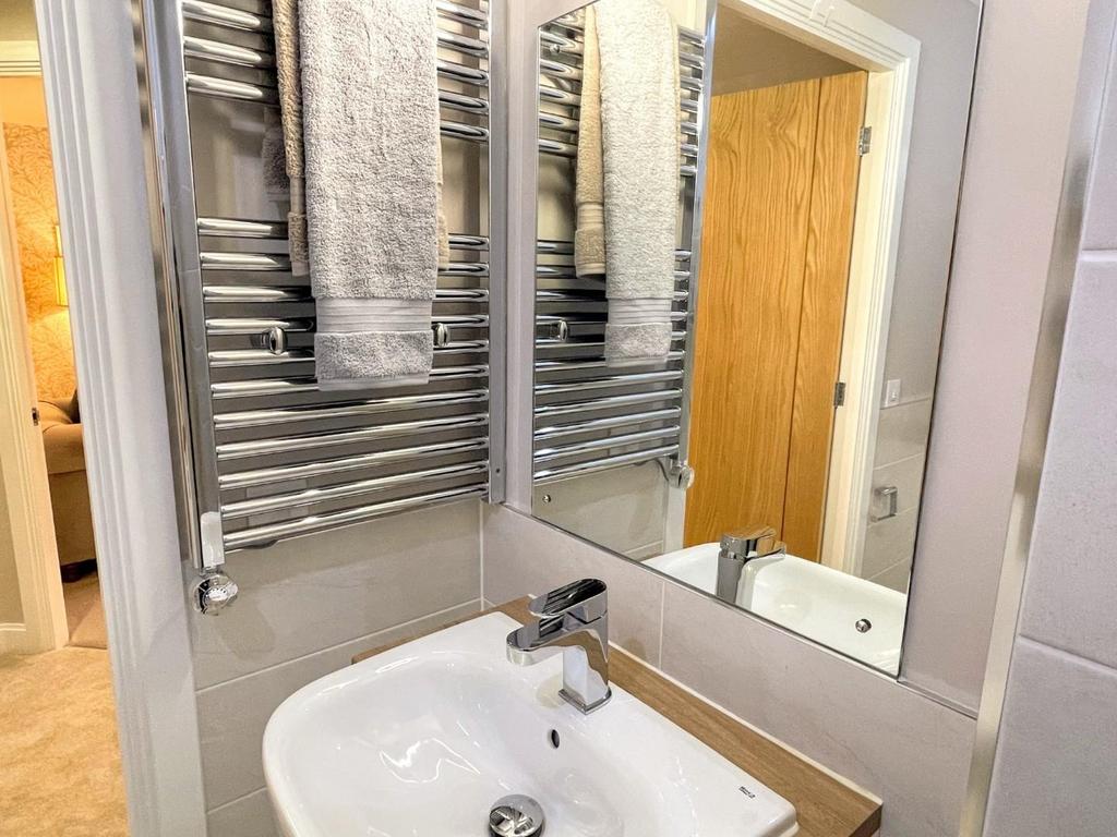 Shower room/w.c.