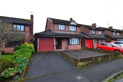 4 bedroom detached house for sale, Oldfields Close, Leominster