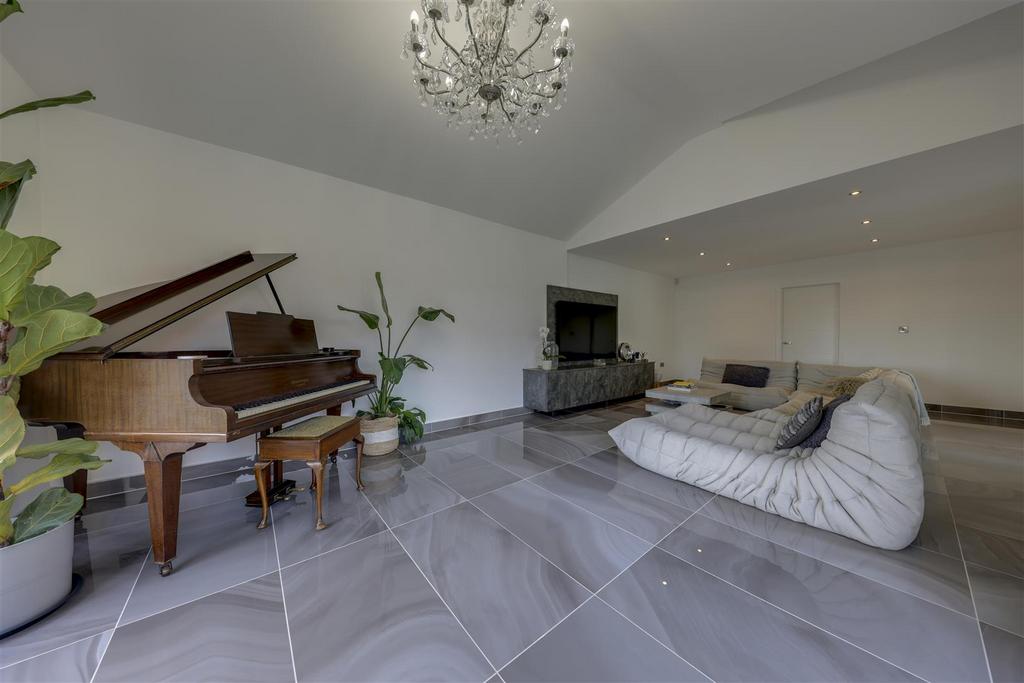 Family Room Alt 2