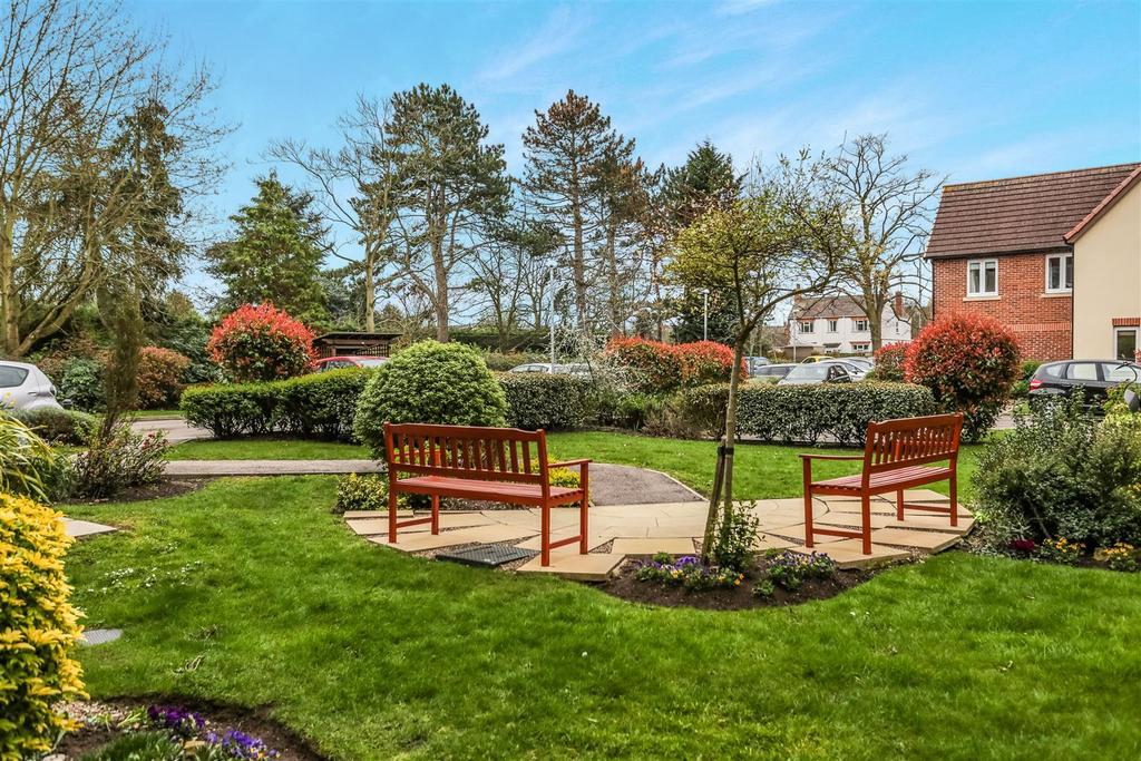 Gardens 2.jpg