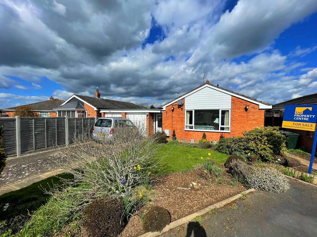 Peachley Gardens, Lower Broadheath, Worcester, Worcestershire, WR2 2