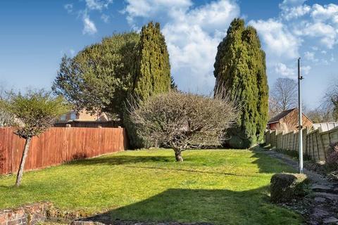 3 bedroom terraced house for sale, Knowledge Crescent, Ramsbury SN8