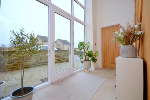 4 bedroom detached house for sale, Wellhouse Lane, Mirfield, West Yorkshire, WF14