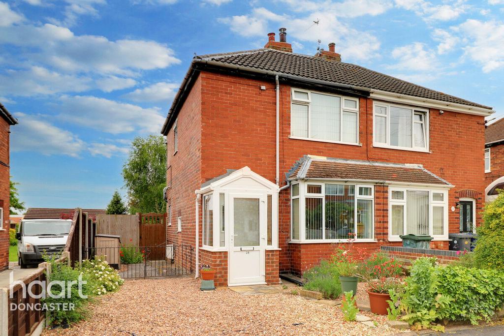 St Vincent Avenue, Doncaster 2 bed semidetached house for sale £165,000