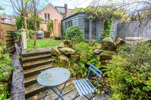 3 bedroom end of terrace house for sale, Wey Hill, Haslemere, Surrey, GU27