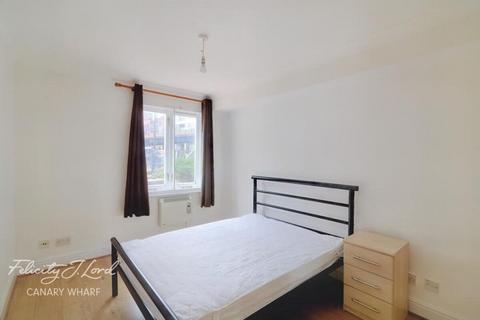1 bedroom apartment to rent, Peninsula Court, E14, London