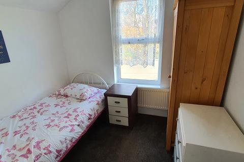 1 bedroom in a house share to rent, Room 3, Gladstone Rd, Sparkbrook