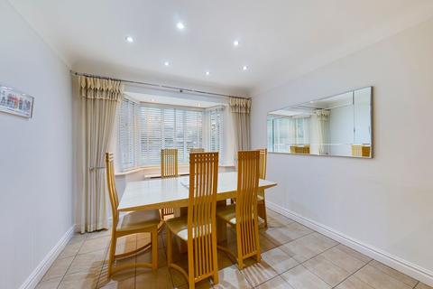8 Wicks Lane, Formby, Liverpool, L37 3JG