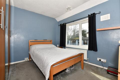9 Chipstead Road, Erith, DA8 3HT