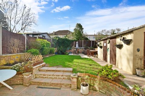 9 Chipstead Road, Erith, DA8 3HT