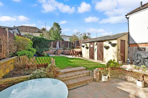 9 Chipstead Road, Erith, DA8 3HT