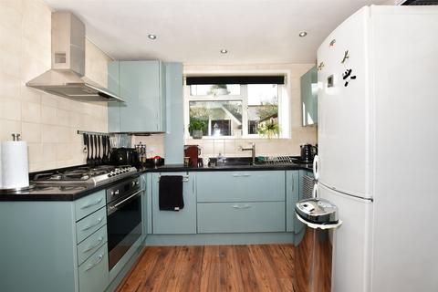9 Chipstead Road, Erith, DA8 3HT