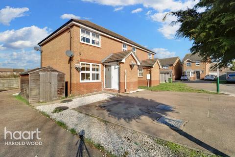 5 Ward Gardens, Harold Wood, Romford, RM3 0WX