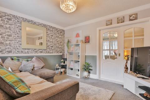 20 Bentley Grove, Hull, HU6 8NP
