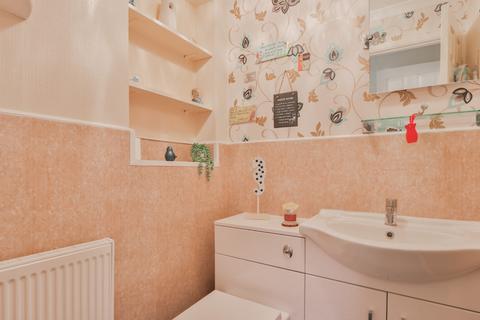 20 Bentley Grove, Hull, HU6 8NP