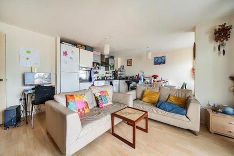 2 bedroom flat for sale, Basingstoke,  Hampshire,  RG21