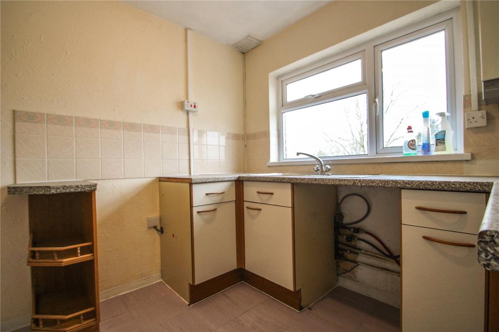 Fulford Road, Hartcliffe, Bristol, BS13 2 bed apartment £1,000 pcm (£