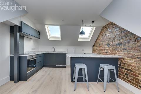 2 bedroom flat to rent, Whitehawk Road, Brighton, BN2
