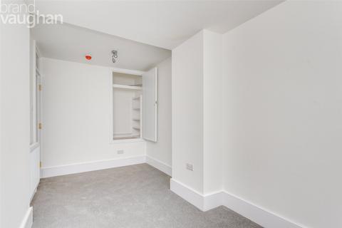 2 bedroom flat to rent, Whitehawk Road, Brighton, BN2