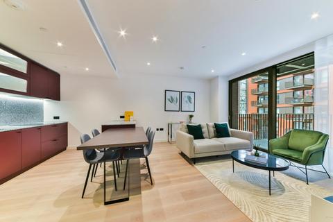 2 bedroom flat to rent, The Modern, Embassy Gardens, London, SW11