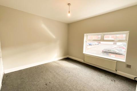 2 bedroom terraced house to rent, Park Terrace, Town Centre, DN1