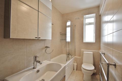 3 bedroom apartment for sale, Latymer Court, Hammersmith Road, Hammersmith, W6