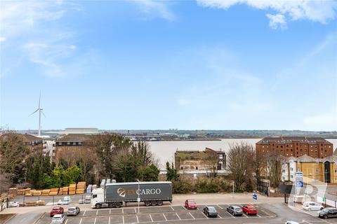 60 Fairfield Square, Gravesend, DA11 0DT
