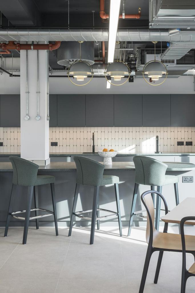 Kitchenette - 6th Floor
