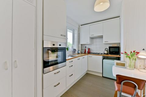 1 bedroom apartment for sale, Highbury Quadrant, Highbury, London, N5