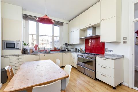 4b Pyrland Road, London, N5 2JD