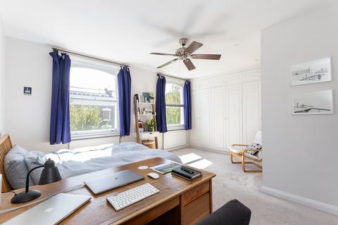 4b Pyrland Road, London, N5 2JD