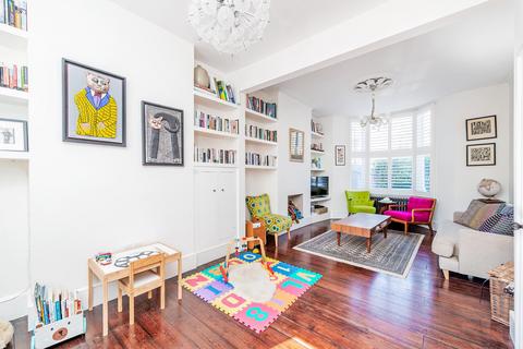 34 Wyatt Road, London, N5 2JU