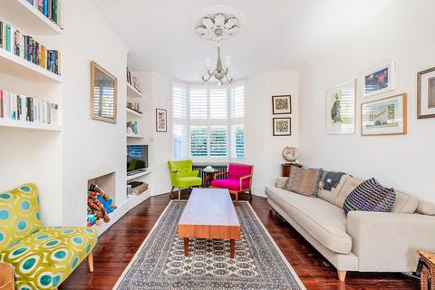 34 Wyatt Road, London, N5 2JU