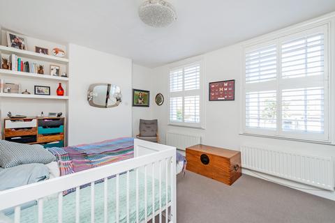 34 Wyatt Road, London, N5 2JU