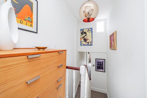 34 Wyatt Road, London, N5 2JU
