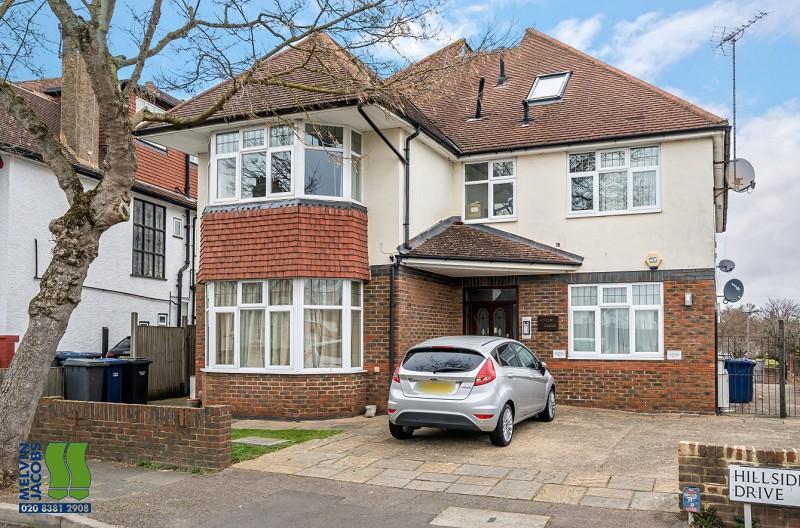 Aspen Lodge, 35 Hillside Drive, Edgware, Middx. HA8 7PB 1 bed flat £