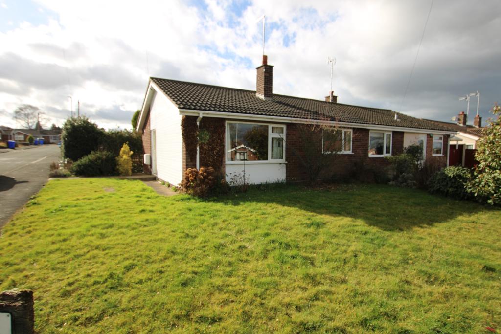 Dalebrook Road, Winshill, BurtononTrent, DE15 2 bed semidetached