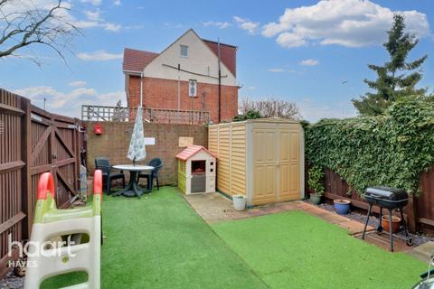 17 Ash Grove, Hayes, UB3 1JR